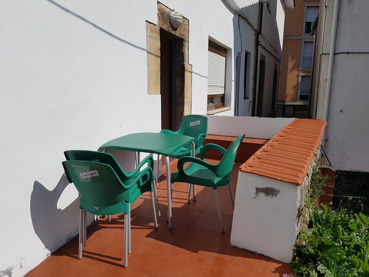 Pension Arenal San Vicente De La Barquera Exteriör bild