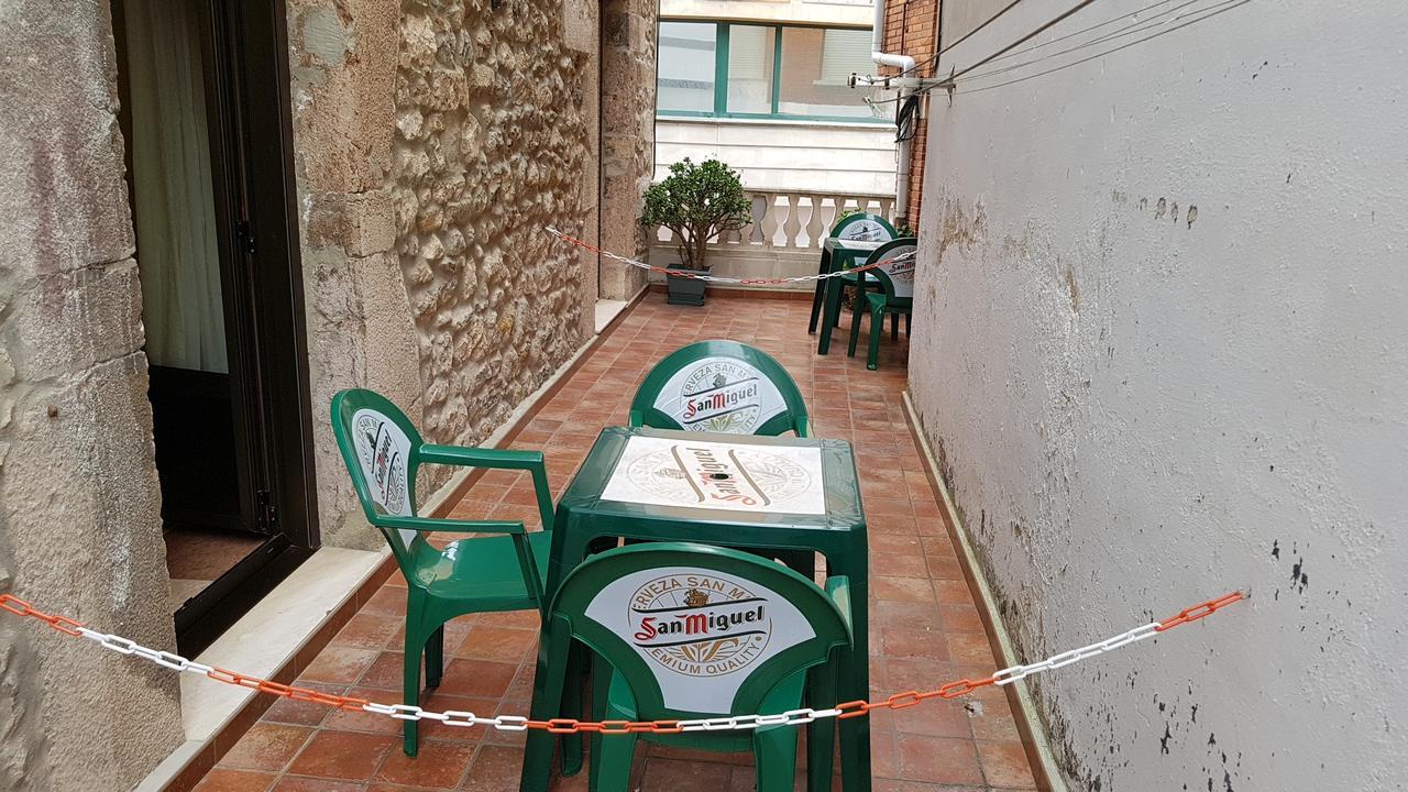 Pension Arenal San Vicente De La Barquera Exteriör bild