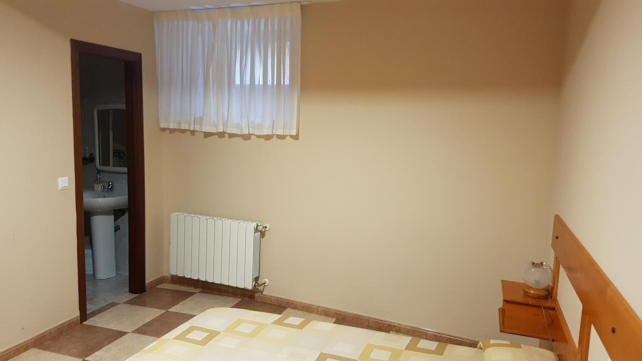 Pension Arenal San Vicente De La Barquera Exteriör bild